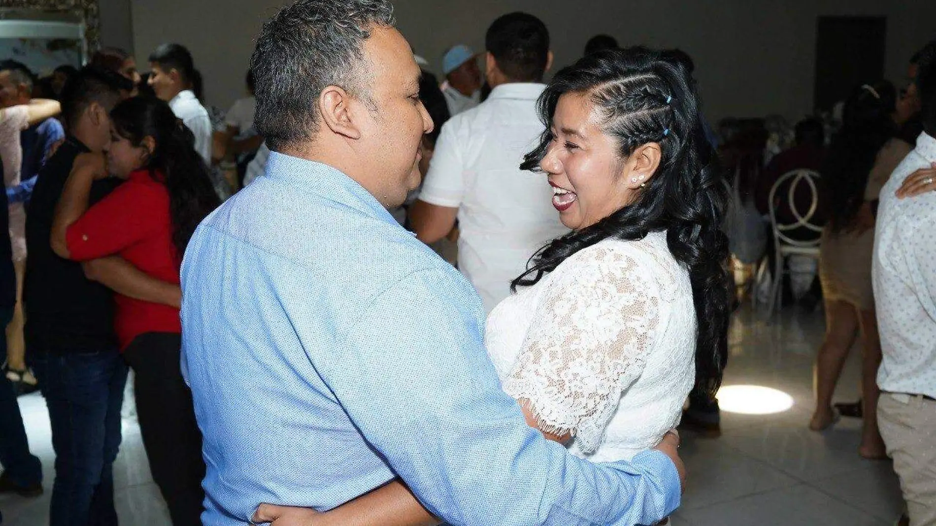 Más de 50 parejas contraen matrimonio en Nuevo Laredo: motivados por amor y certeza jurídica